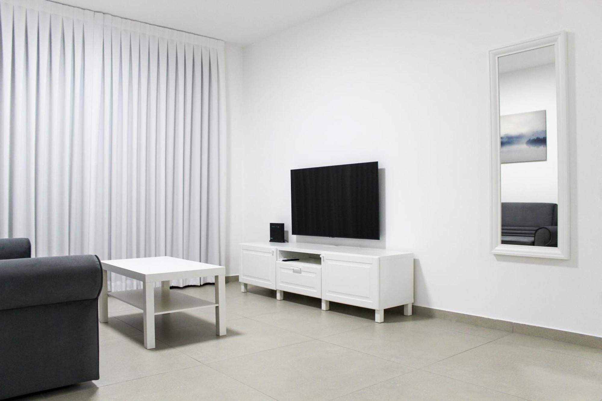 Luxury Family #44 By Hashdera Eilat
